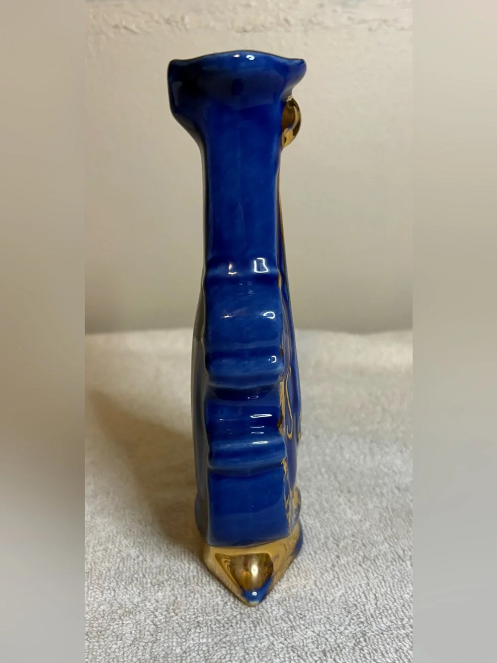 Vintage 8.25” Cobalt Blue Violin Shaped Vase – Warranted 22 Carat Gold – Mid Cen